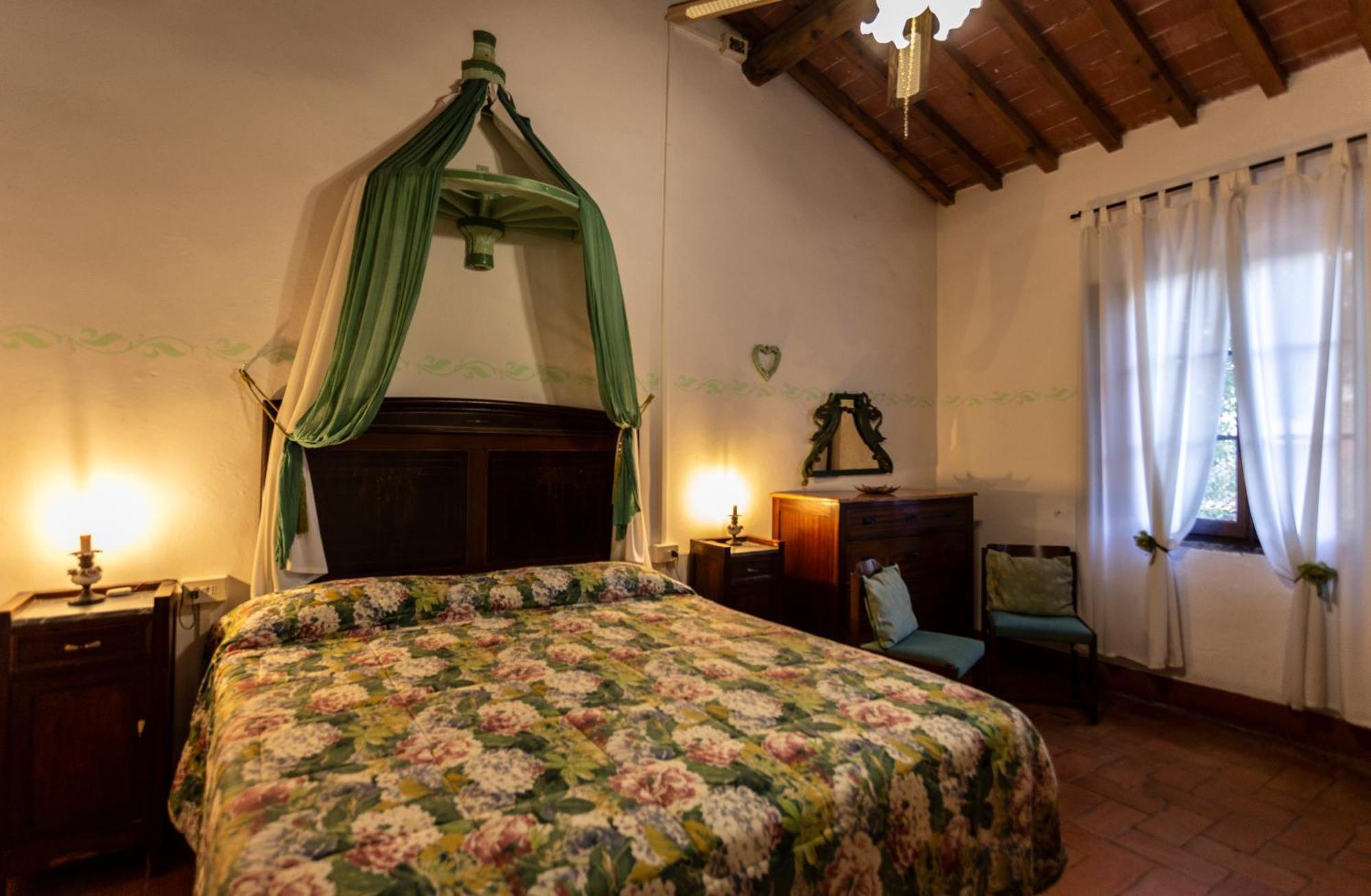 Agriturismo Girasole Gambassi Terme Exterior photo